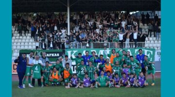 8 kişi kalan Kafkasspor, 2-1 galip gelmeyi bildi