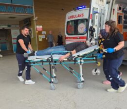 İnegöl’de Seyir Halindeyken Fenalaşan Tır Sürücüsü Hastaneye Kaldırıldı