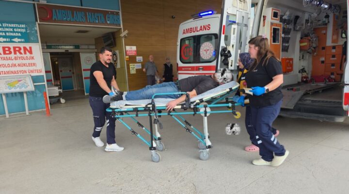 İnegöl’de Seyir Halindeyken Fenalaşan Tır Sürücüsü Hastaneye Kaldırıldı