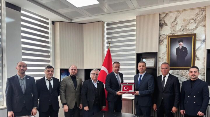 Anahtar Parti’den İnegöl’de Emniyet Müdürlüğüne Ziyaret